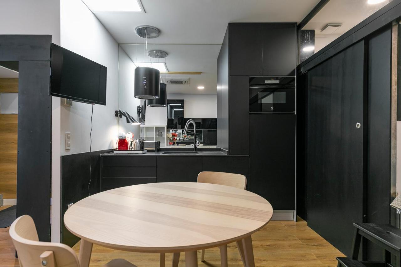 Homeabout Madrid Rio Apartment Exterior photo